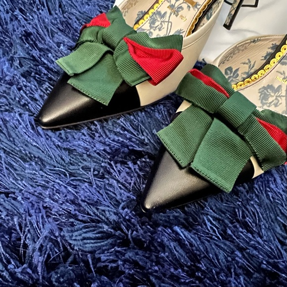 GUCCI Cream and Black Leather Mules with Gucci Wed Bow size 39 (Brand New) - Picture 10 of 16
